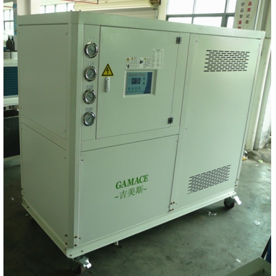 精密恒溫水冷式冷水機(jī),